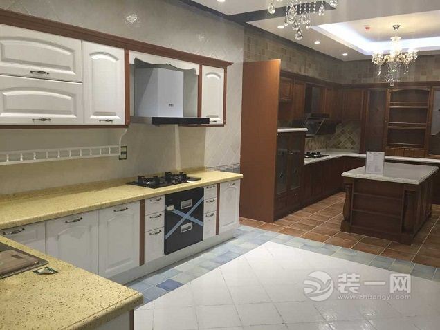 二十四城装饰昆明分公司橱柜展示区 二十四城装饰昆明分公司橱柜展示区