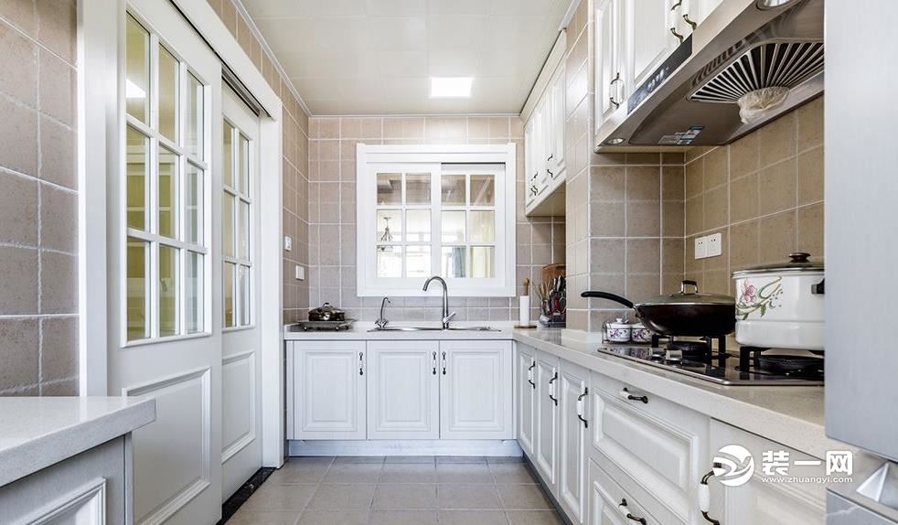 厨房墙面用什么材料好?2018厨房墙面砖装修效