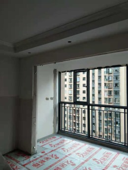 众合康苑油漆工艺阶段进行中