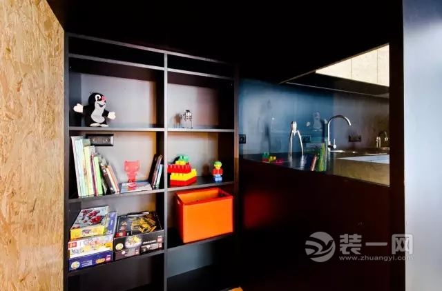 37平米的超小住宅装修案例 集居住与办公为一体